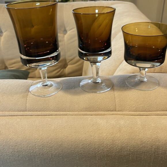 Glasses Denby vintage  Amber - sherbet wine 4”. 3 glasses . Priced set vintage - Picture 2 of 4